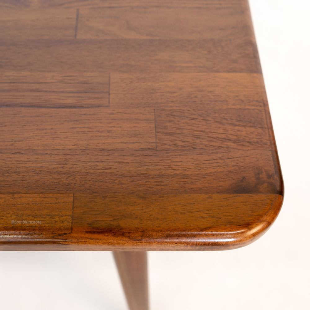 Laminar Dining Table